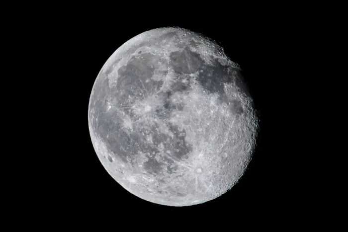 如何拍摄火遍全网的“超级月亮”和“月全食”